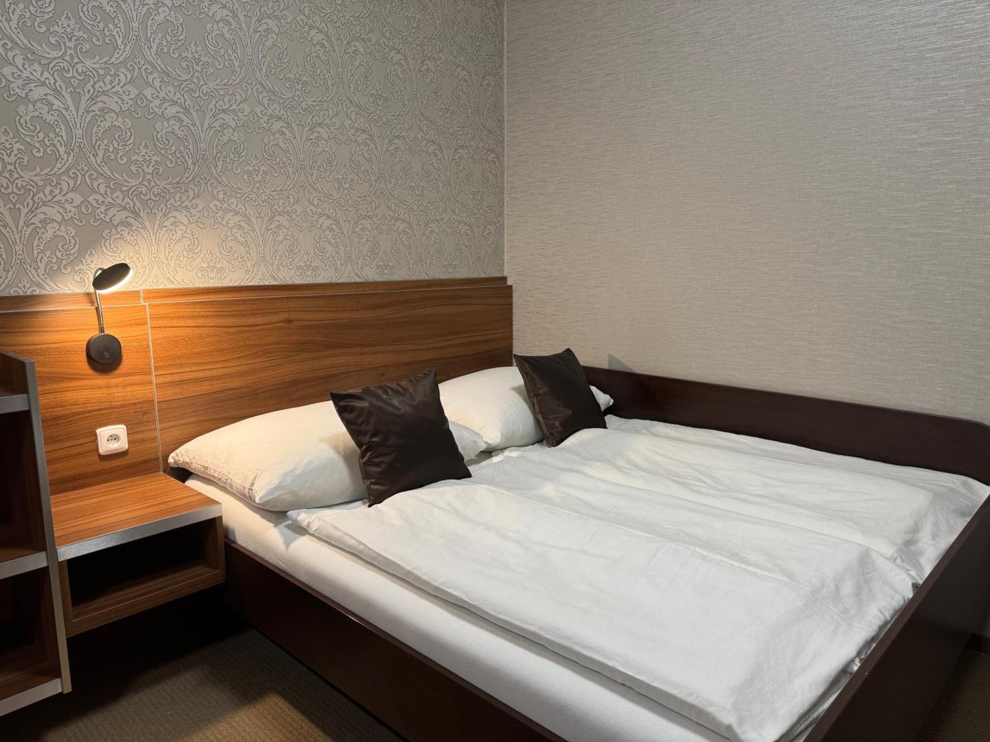 Apartman Bila Hora - Roudna Plzen Exterior photo